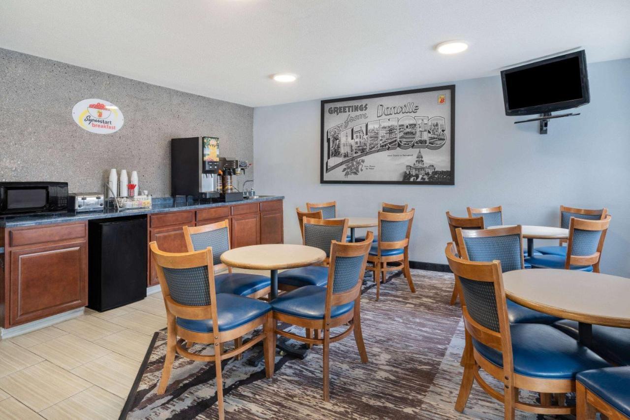 Super 8 By Wyndham Danville Exterior photo